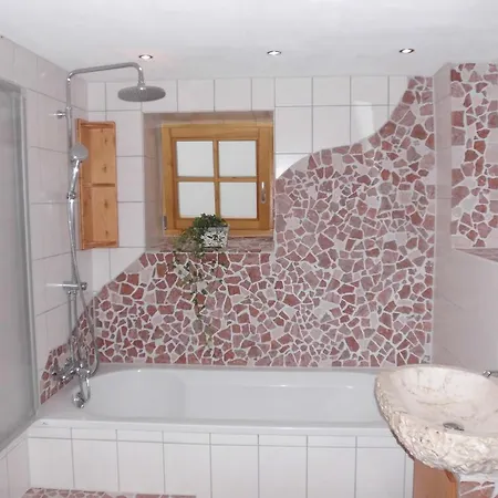 Rhumeblume アパート